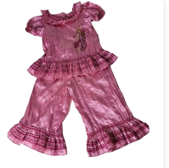 Disney Store  Enchanted 2 pc pink Satin Sleepwear pajama set Size XS 4 - Picture 1 of 9